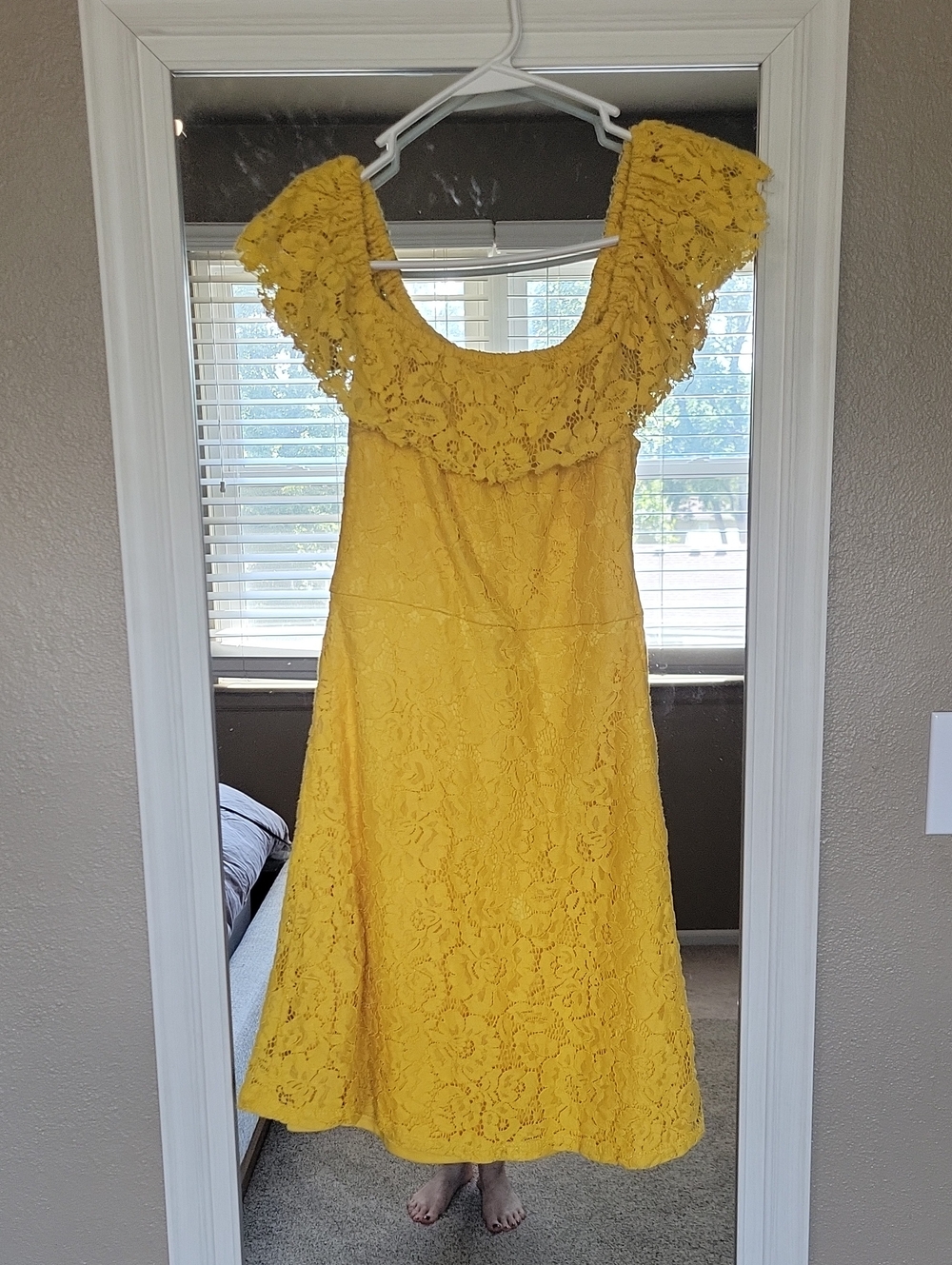 Charlotte Russe Yellow Lace Midi Dress with Ruffled Neckline Small